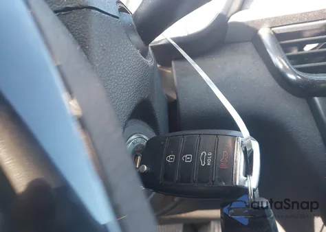 2019 Kia Optima Lx z USA, uszkodzony, nr VIN 5XXGT4L36KG351242